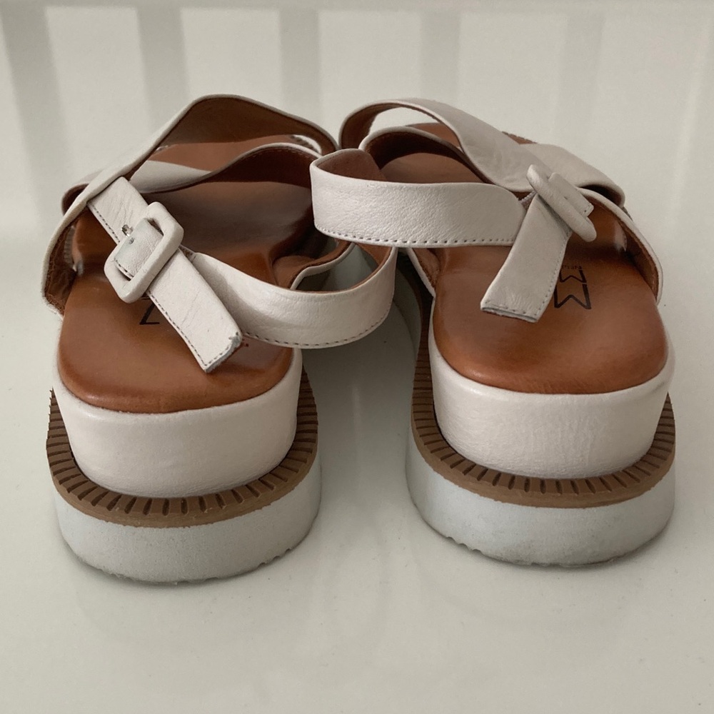 Miz Mooz Ella Sandals Ivory White Leather Backstrap Shoes Size 38 - Picture 7 of 10